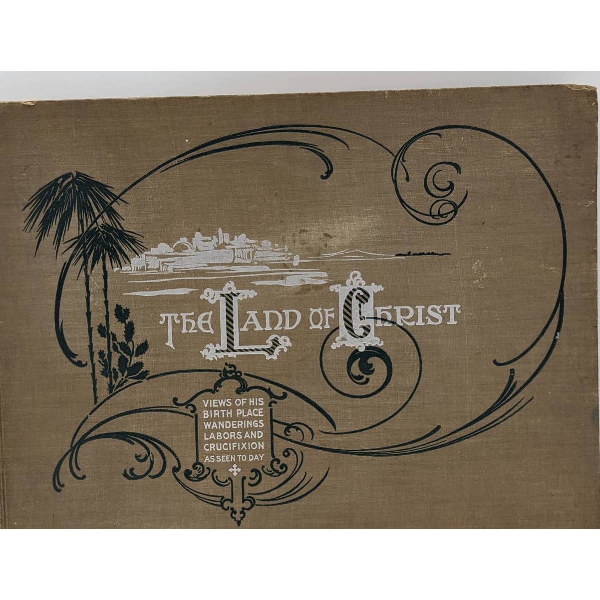 Divine Reading: Exploring the Most Inspiring and Influential Books of Christianity