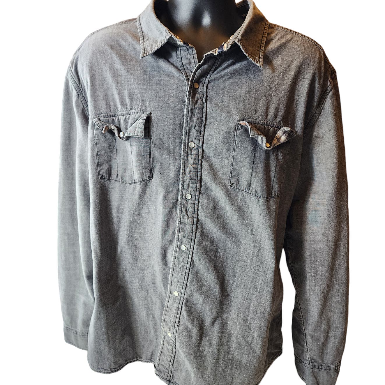 Levis Shirt Mens Large Gray Long Sleeve Pearl Snap Denim Look Distressed Rugged