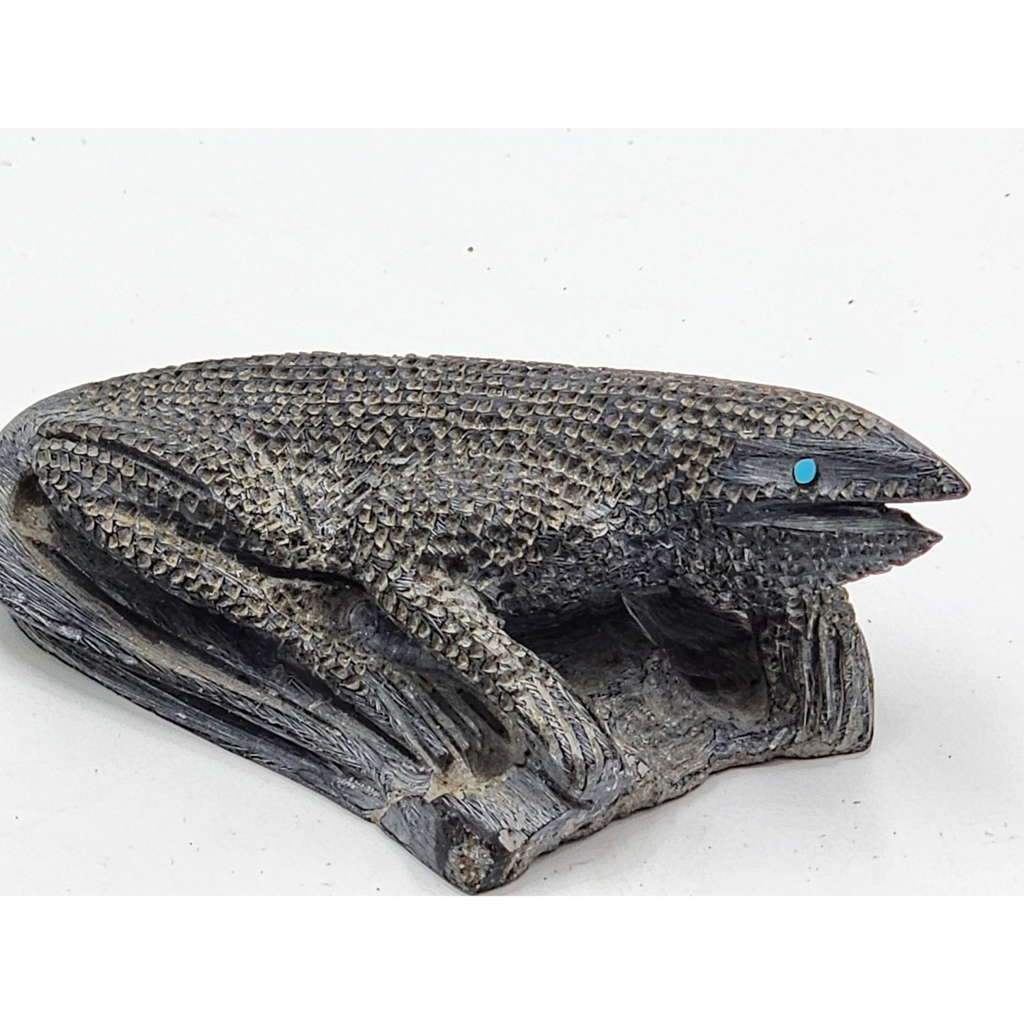 Native American Zuni Lizard Fetish Calvin Weeka Carved Stone Reptile Turquoise