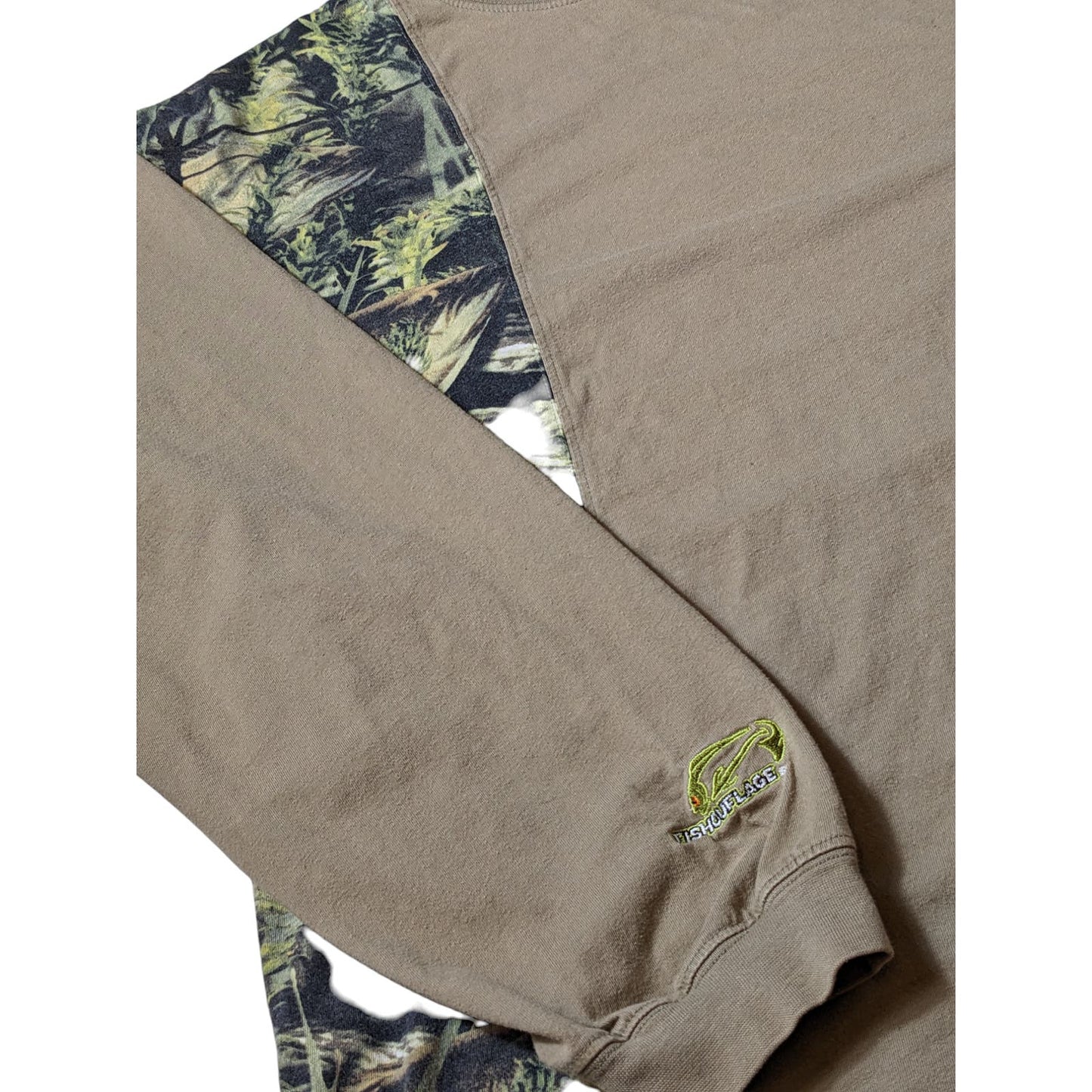 Fishouflage Shirt Mens XXL Long Sleeve Camo Outdoor Fishing Outdoorsman Pullover