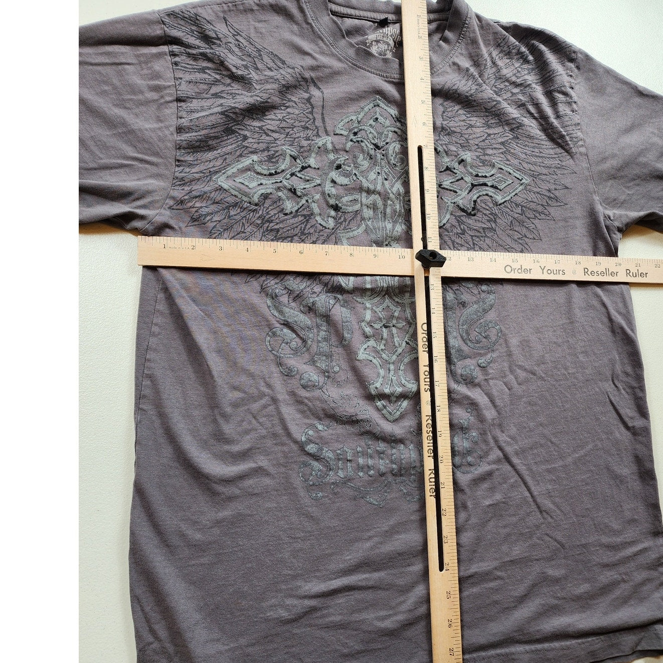 Southpole Shirt Premium Graphic Tee Mens Large Gothic Cross Angel Wings Grunge