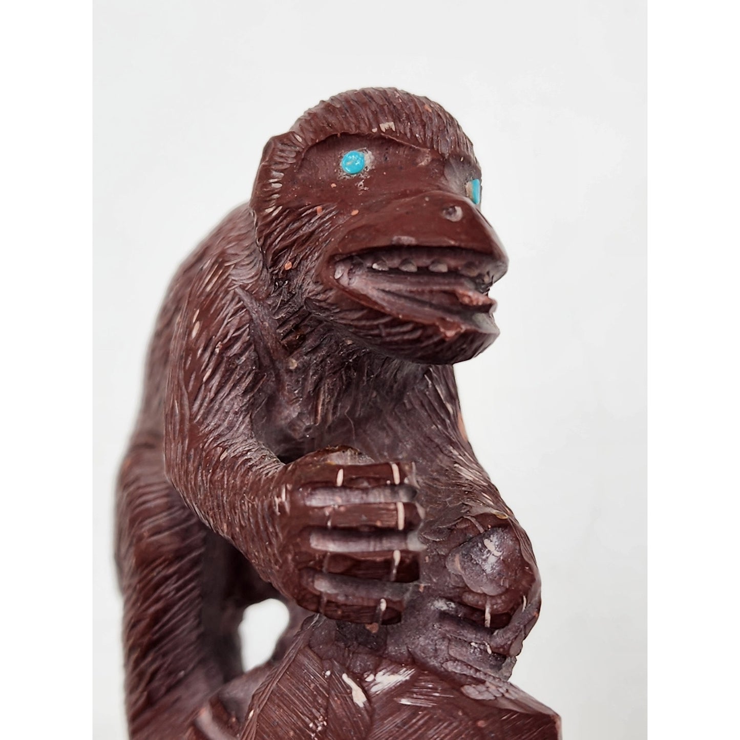 Native American Zuni Monkey Fetish Derrick Kaamasee Pipestone Carve Turquoise 4"