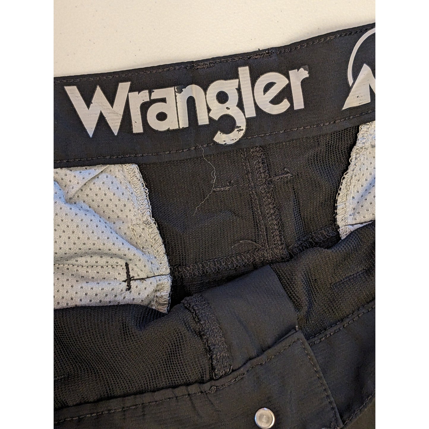 Wrangler Cargo Shorts Mens 44 Outdoor Utility Lightweight Hiking Fishing NW948BL
