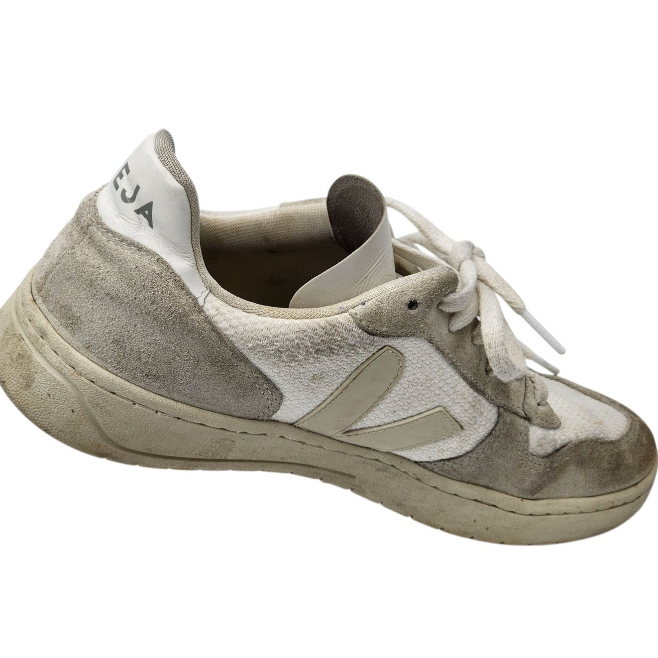 Veja Shoes V-10 Low Top Sustainable Sneakers Womens 10 White Lace Up Brazil