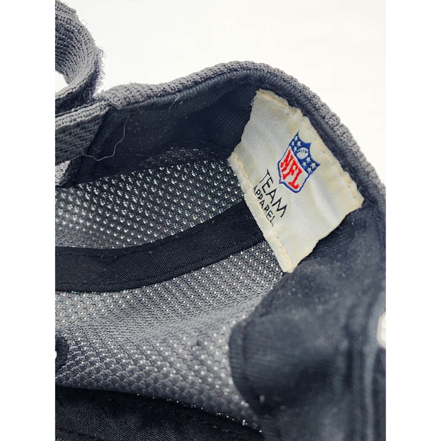 MN Vikings Hat NFL Team Apparel Baseball Cap Purple Outline Mesh Back Strapback