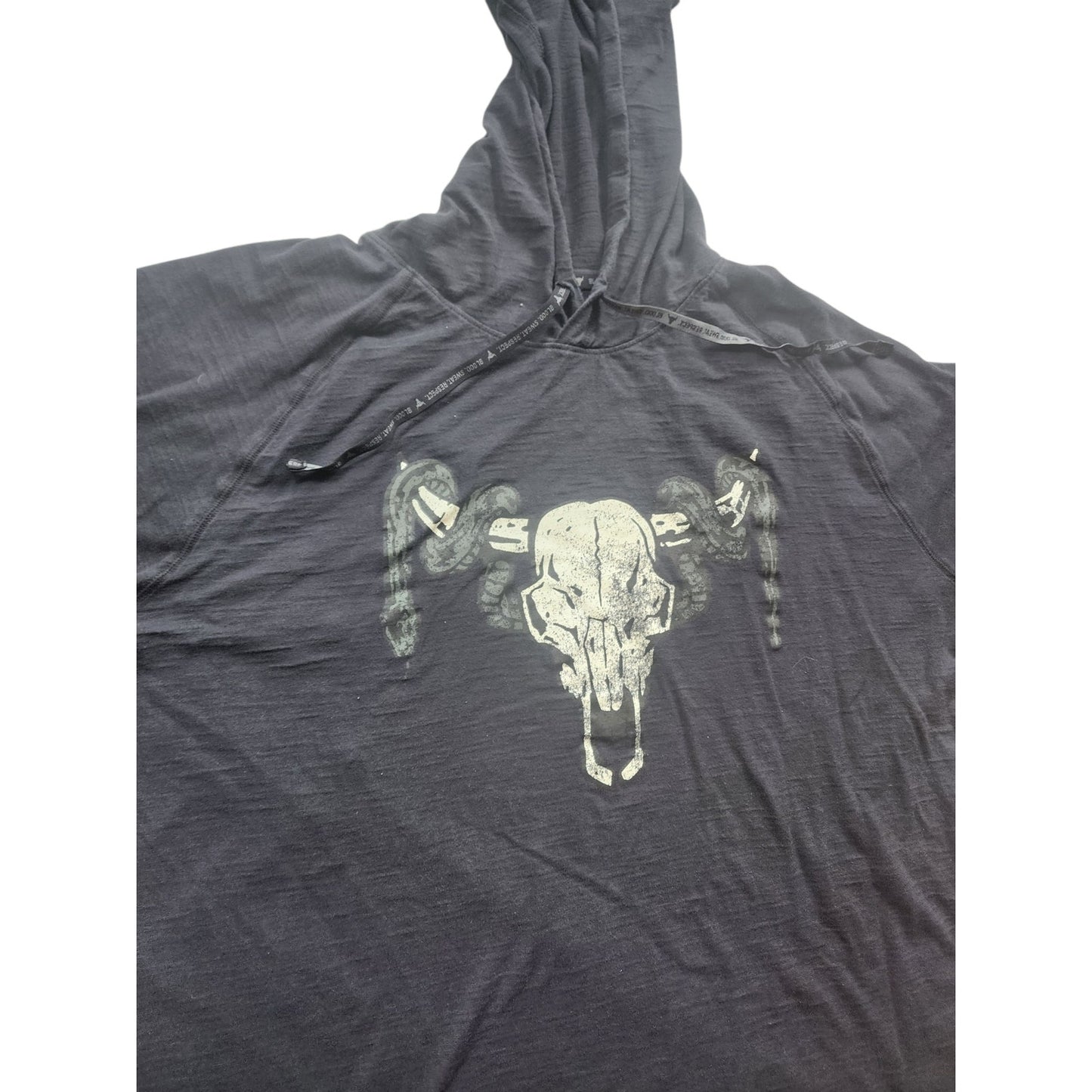 Under Armour Project Rock Hoodie Men XXL Bull Skull Graphic Short Sleeve Loose