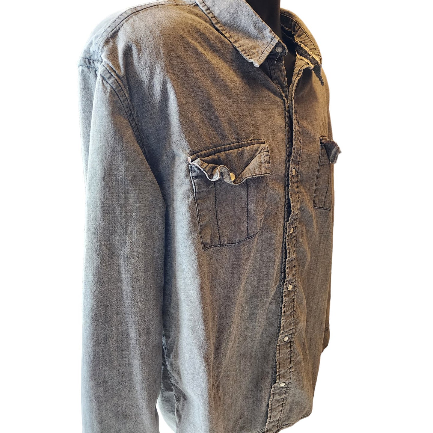 Levis Shirt Mens Large Gray Long Sleeve Pearl Snap Denim Look Distressed Rugged