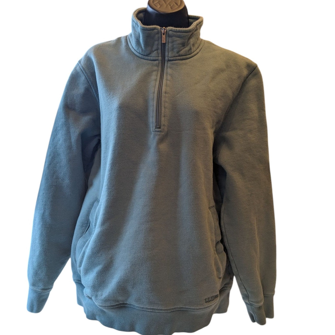LL Bean Pullover Womens Medium Fleece Sweatshirt Traditional Fit Kangaroo Pocket