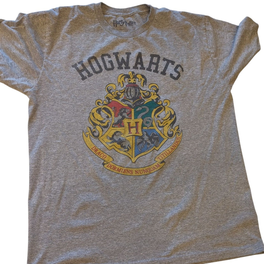 Harry Potter Hogwarts Crest T Shirt Women Large Tee School Crest Wizarding World