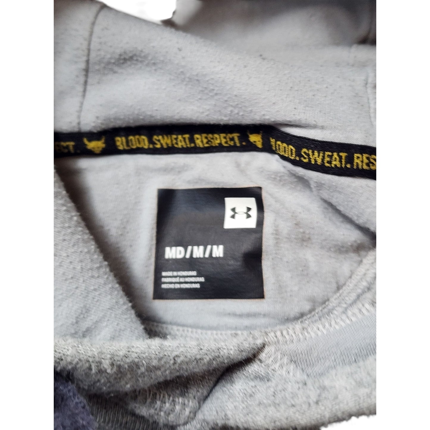 Under Armour Project Rock Hoodie Medium Sweatshirt Bull Blood Sweat Respect Gym