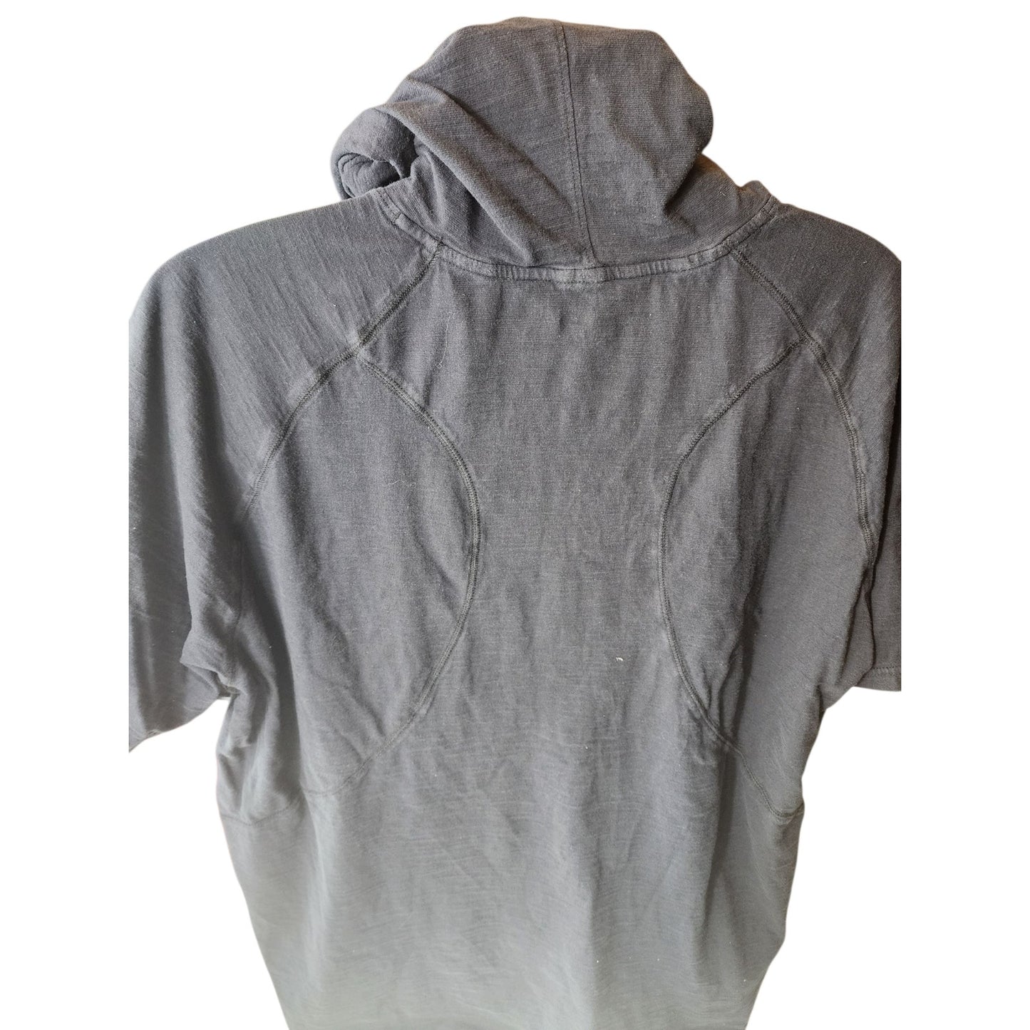 Under Armour Project Rock Hoodie Men XXL Bull Skull Graphic Short Sleeve Loose