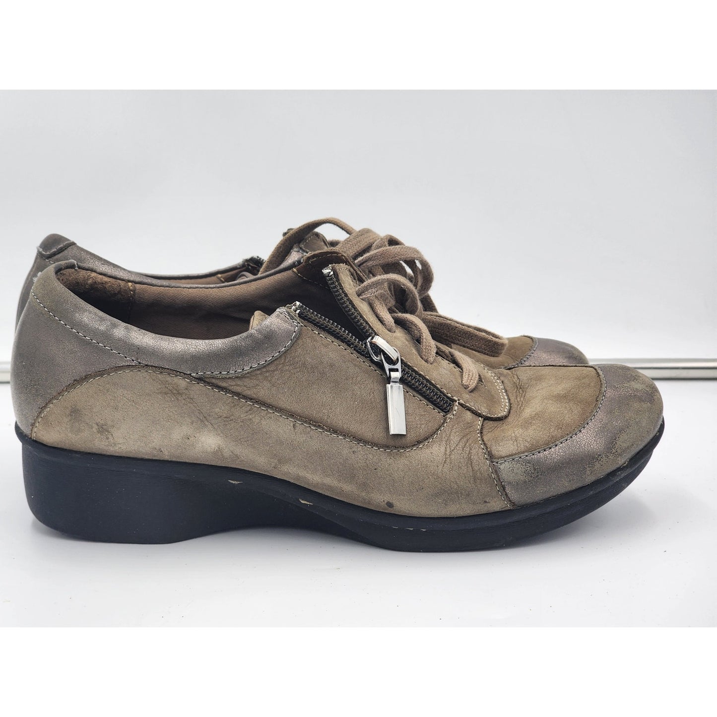 Dansko Shoes Womens 9.5-10 EU 40 Loretta Leather Comfort Zip Sneakers 9108150215