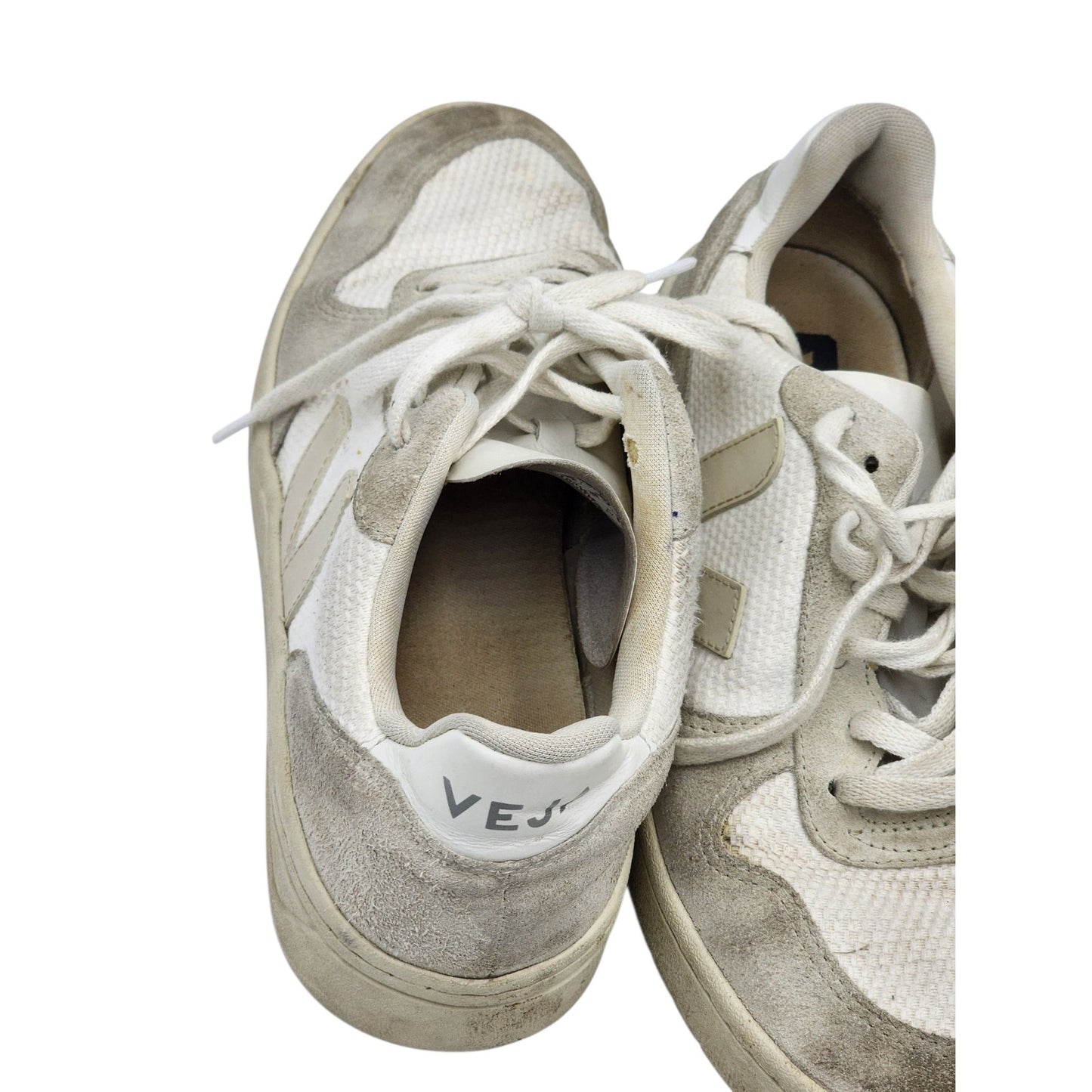 Veja Shoes V-10 Low Top Sustainable Sneakers Womens 10 White Lace Up Brazil