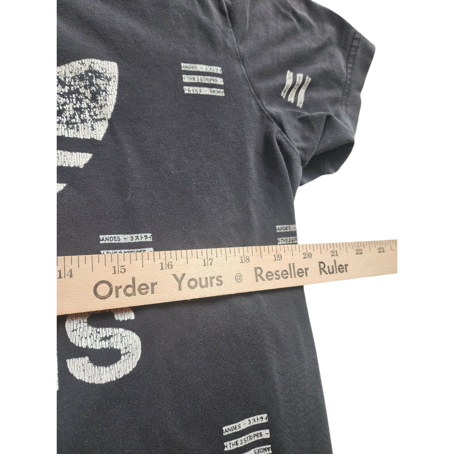 Adidas T Shirt Men Small Youth XL Trefoil Logo Graphic Streetwear Short Sleeve