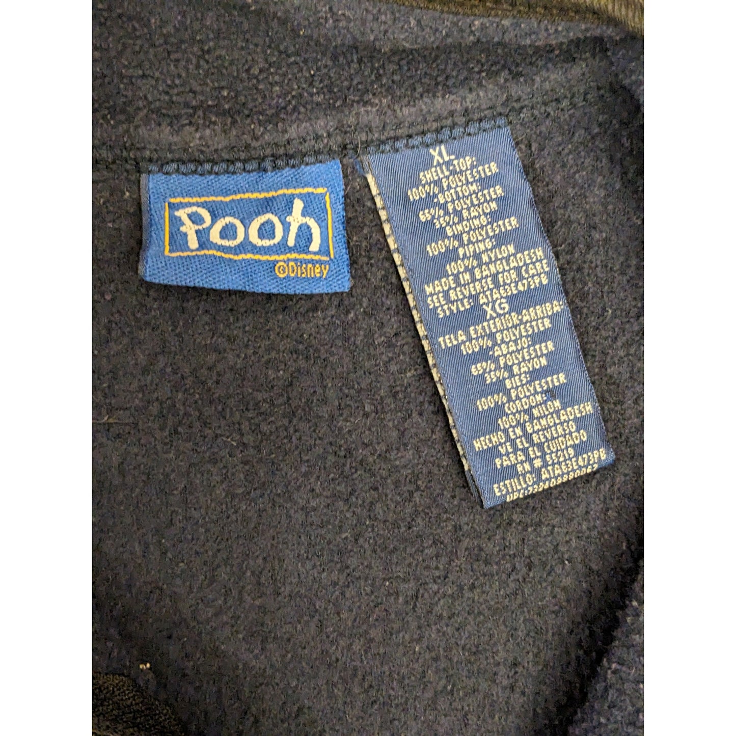 Disney Winnie the Pooh Breezy Beezy Fleece Pullover Adult XL Quarter Zip Graphic