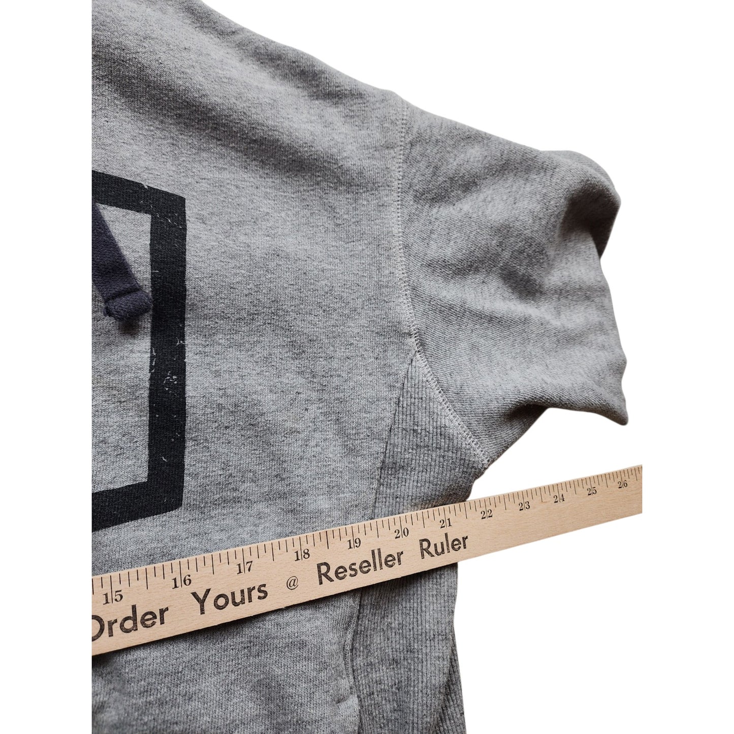 Under Armour Project Rock Hoodie Medium Sweatshirt Bull Blood Sweat Respect Gym