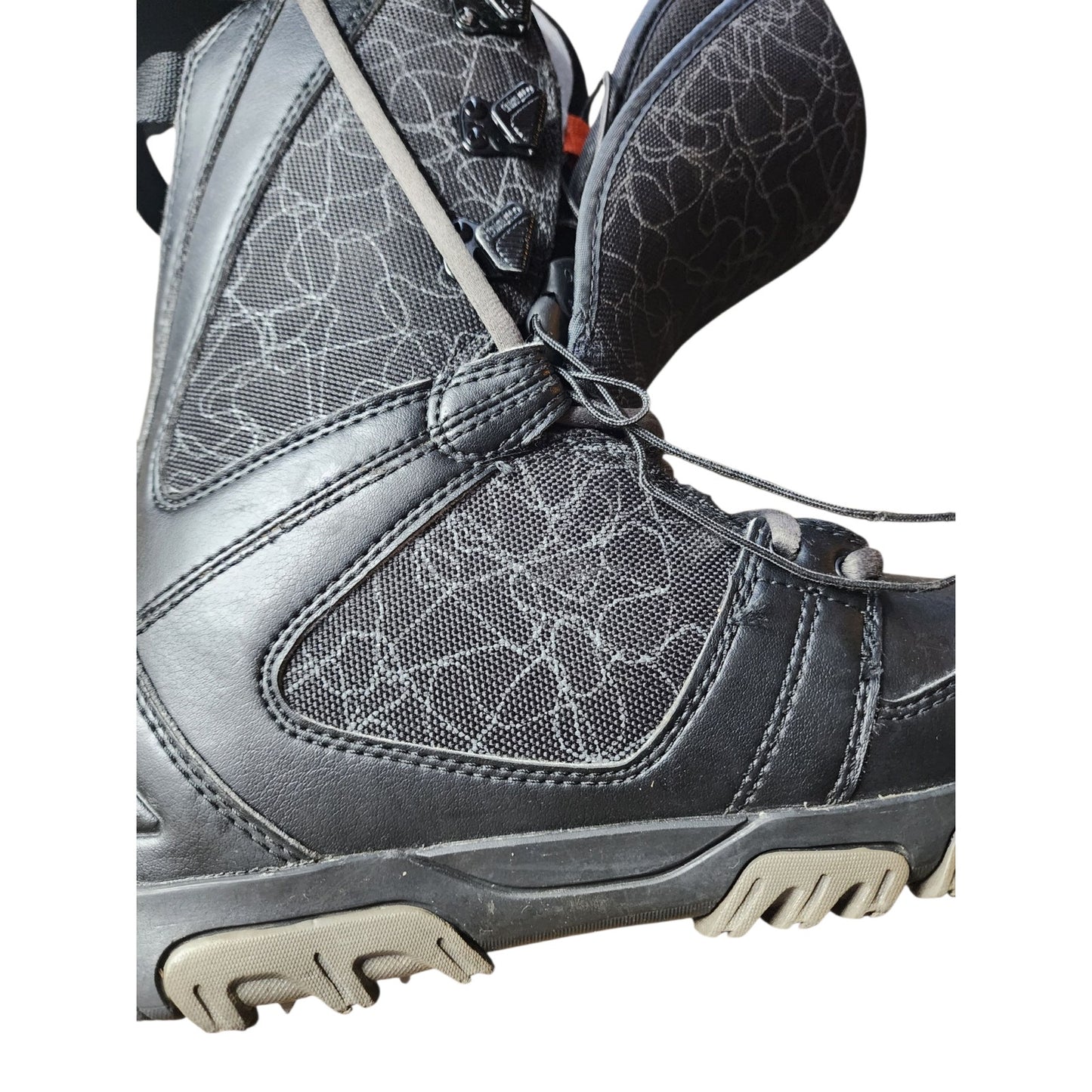 ThirtyTwo Prion Snowboard Boots Mens Size 6 Black Level 1 All Mountain Freestyle