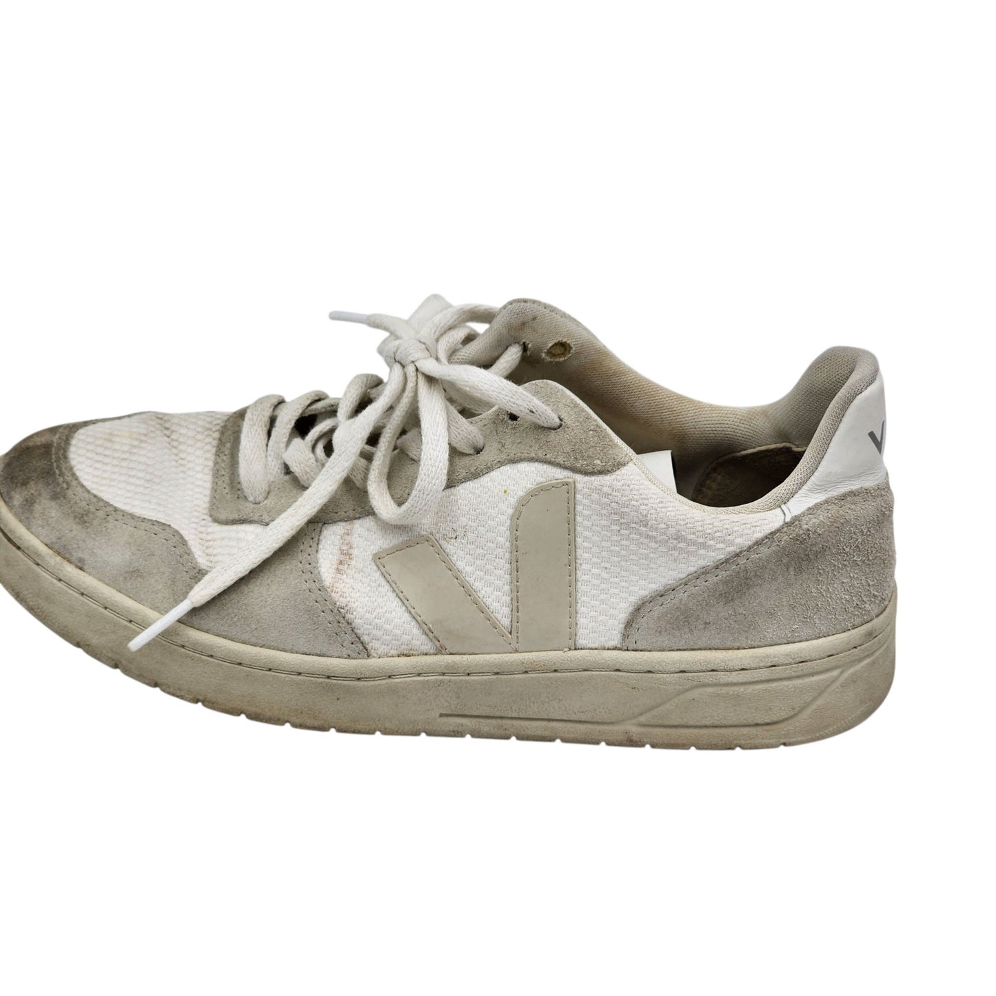 Veja Shoes V-10 Low Top Sustainable Sneakers Womens 10 White Lace Up Brazil