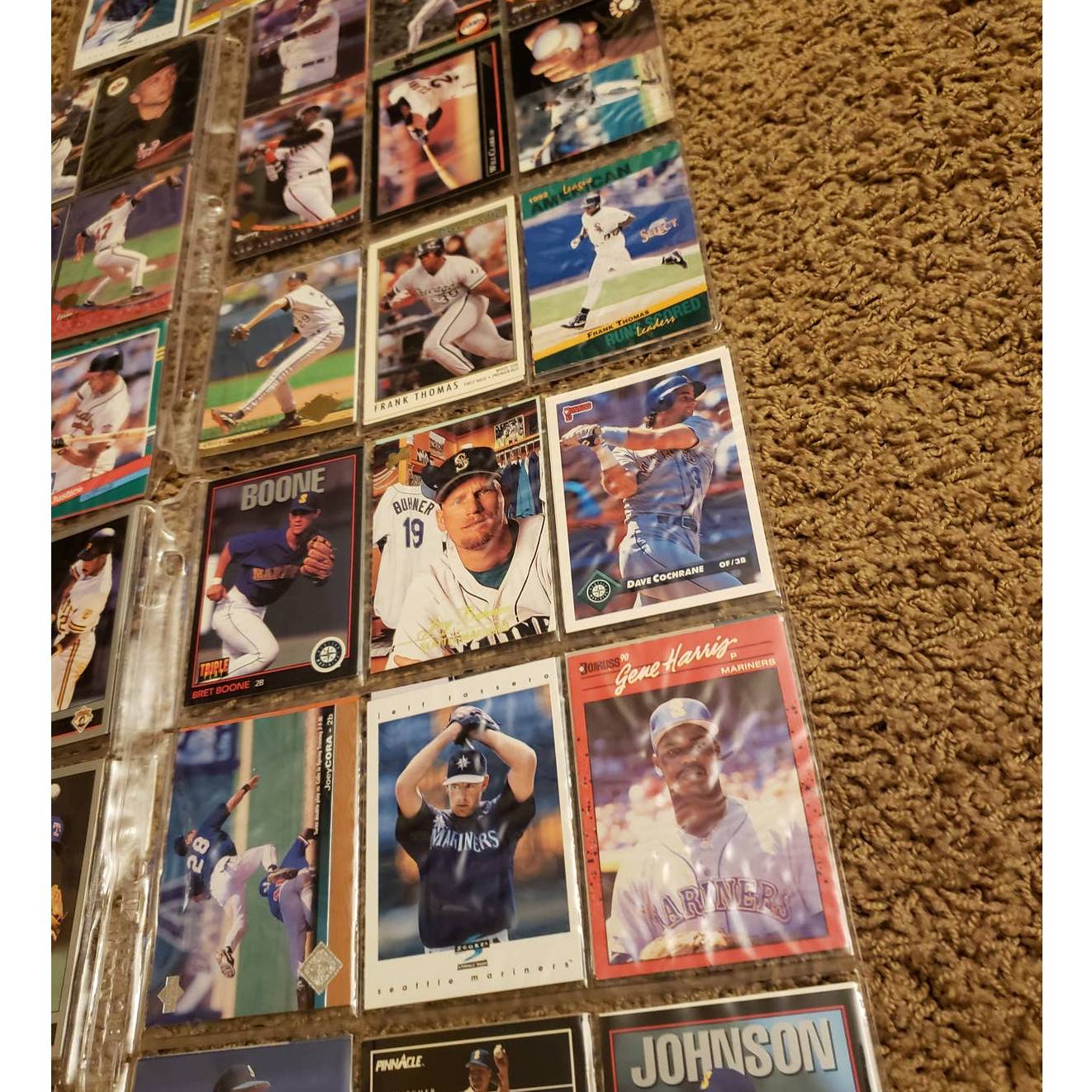 Large Lot of 1000+ Baseball Cards 90 are In Plastic Sleeve Pages 1970s-1990s