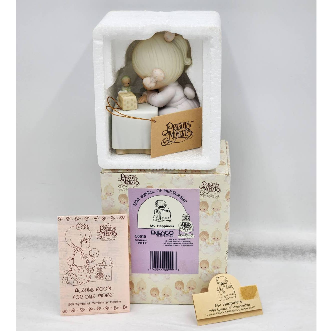 Precious Moments Figurine My Happiness C0010 1990 Symbol Of Membership Box Tags
