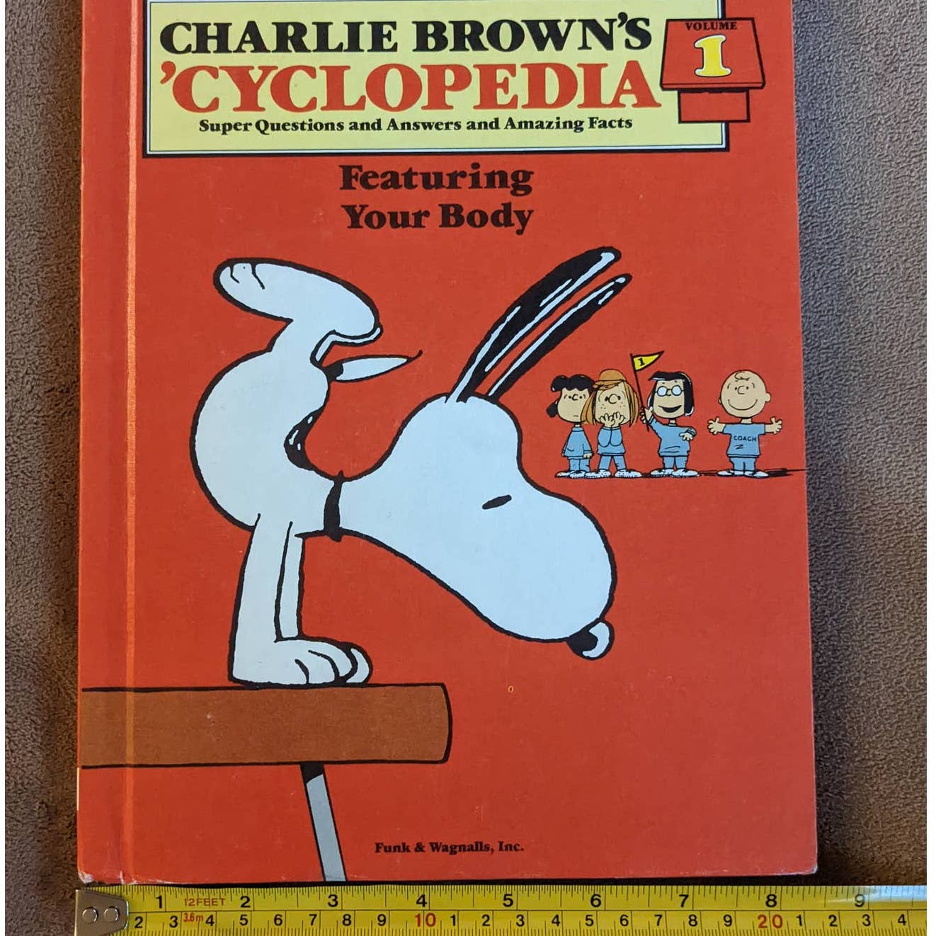 Charlie Brown's Cyclopedia, Featuring Your Body Volume 1 By Charles M. Schulz