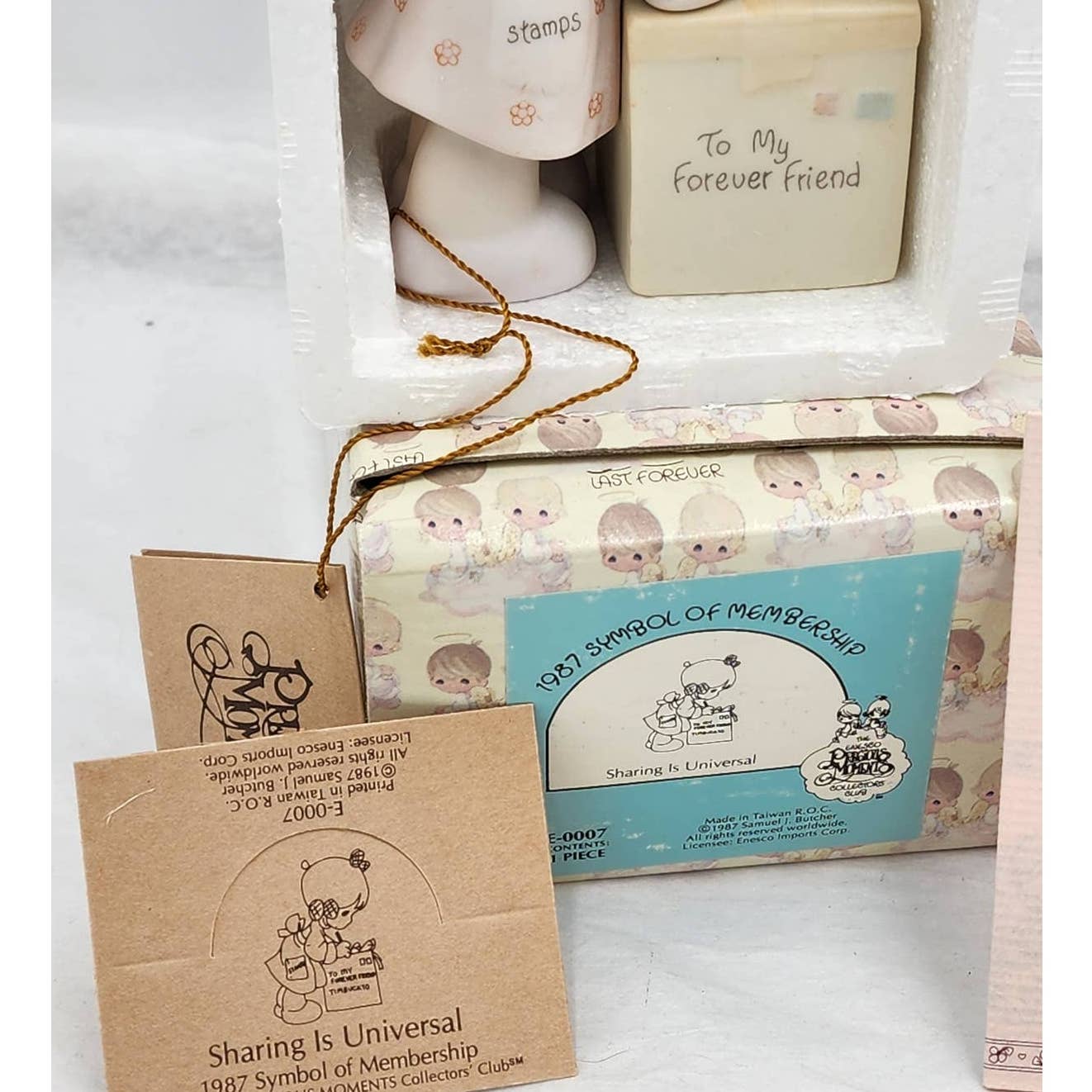Precious Moments Sharing Is Universal E-0007 1987 Symbol Of Membership Box Tags