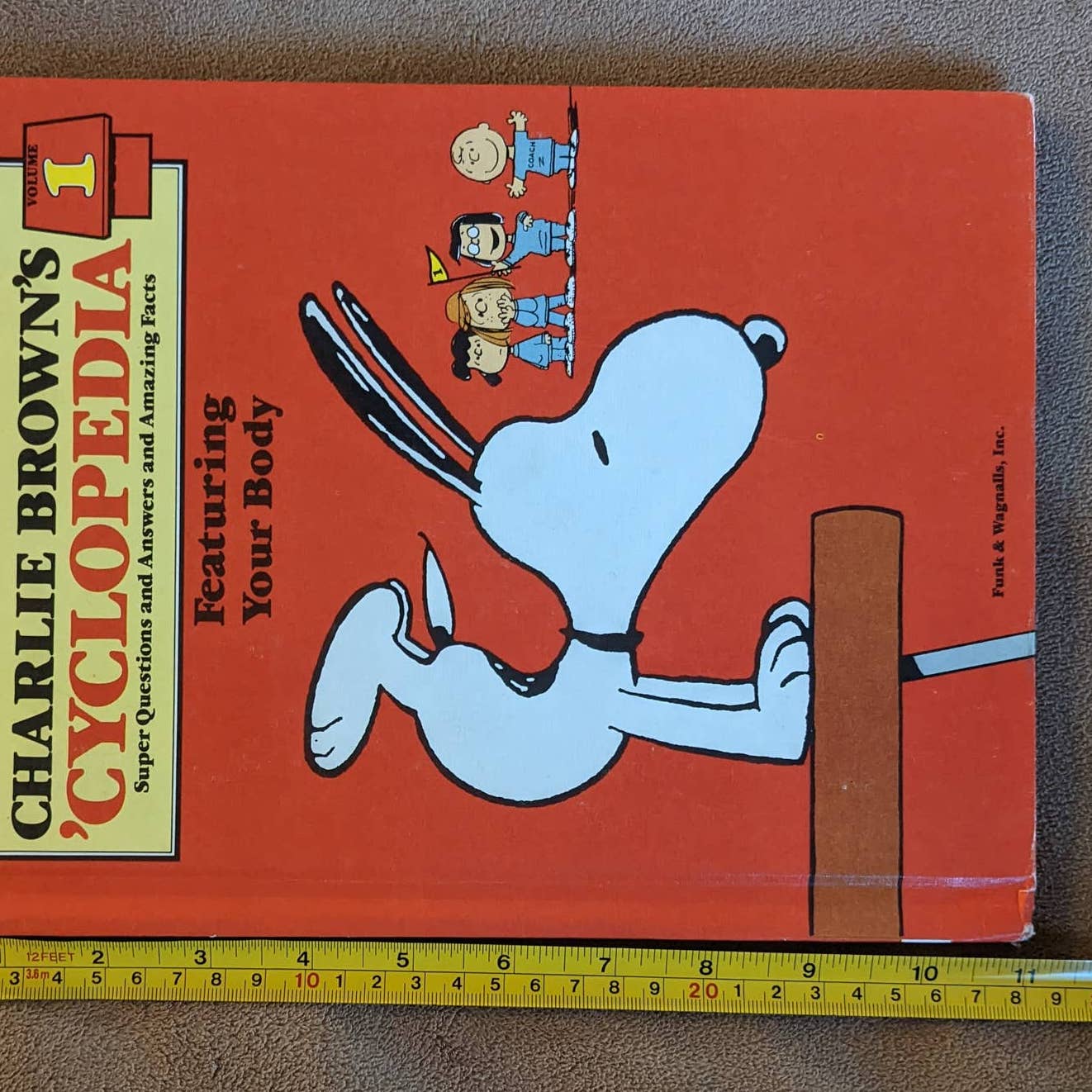 Charlie Brown's Cyclopedia, Featuring Your Body Volume 1 By Charles M. Schulz