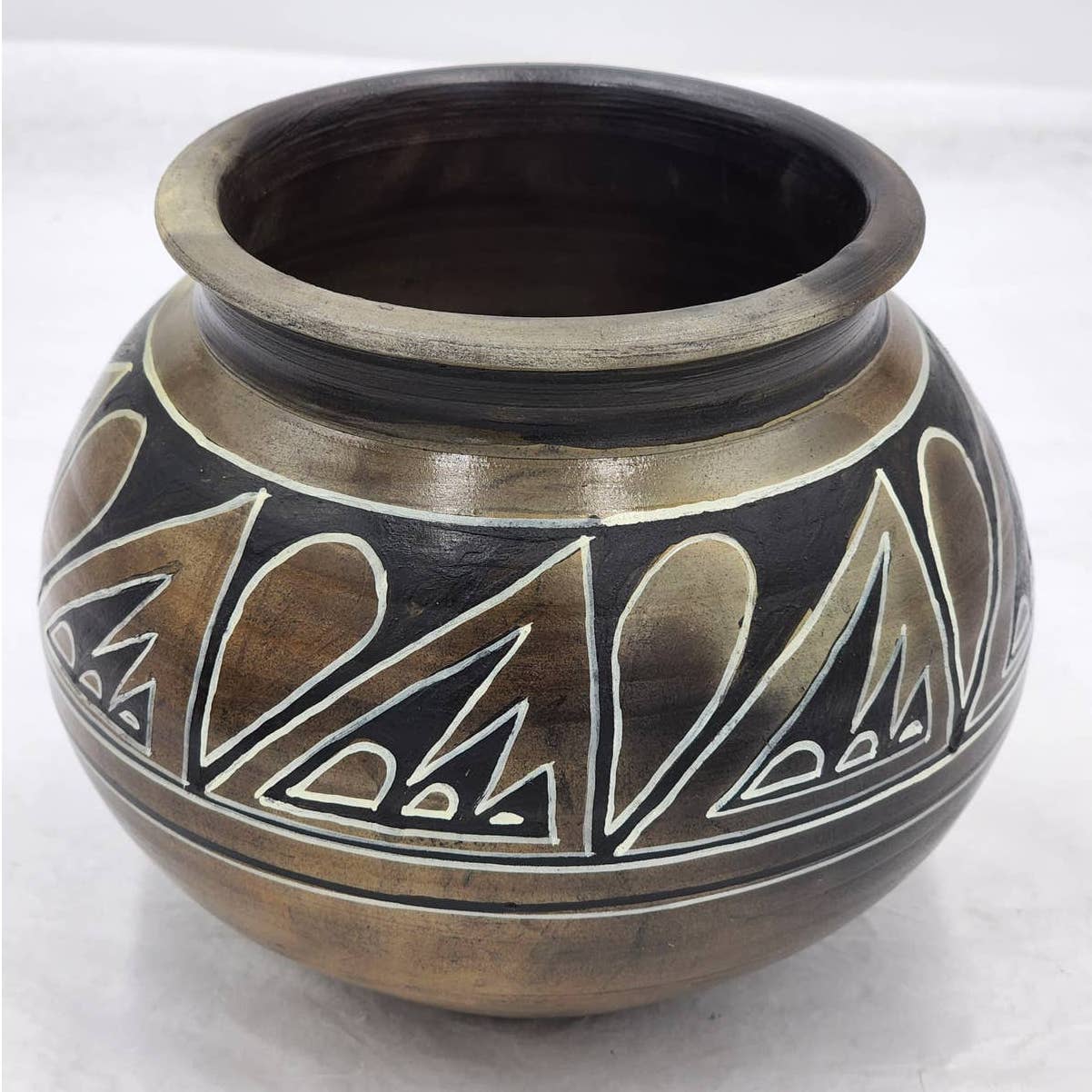 Native American Style Mid-East Chinese Ceramic Pottery Handformed Allen Omarzu