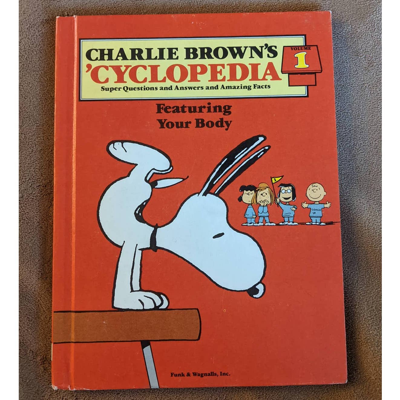 Charlie Brown's Cyclopedia, Featuring Your Body Volume 1 By Charles M. Schulz