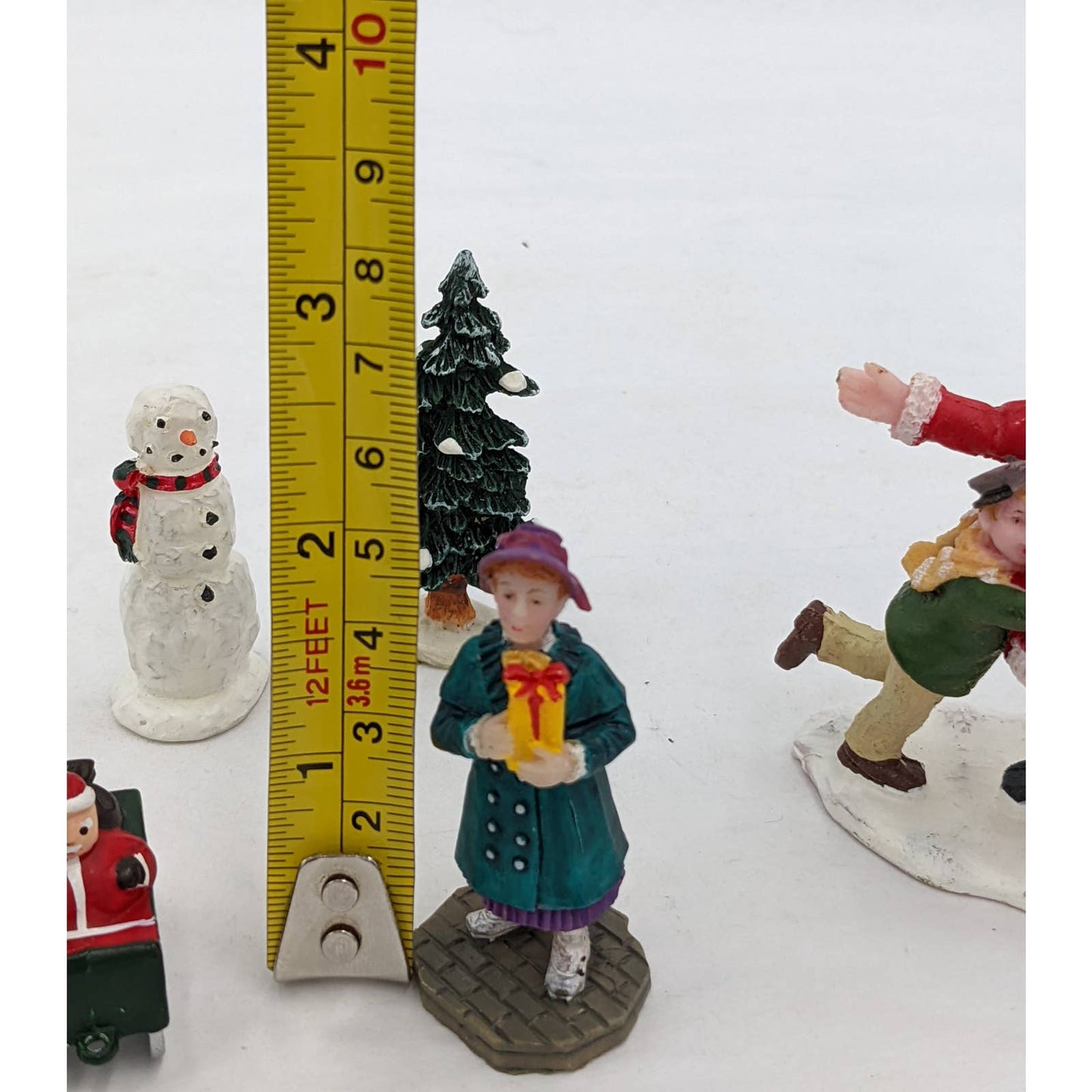 Lemax Christmas Figurines Hugging Santa Claus Tree