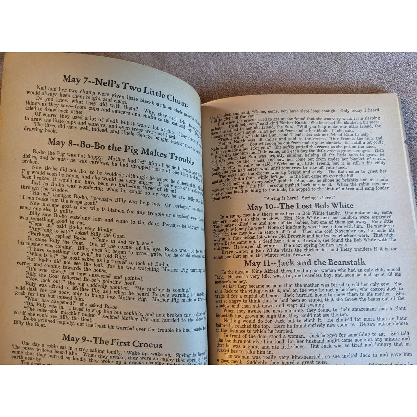 Vintage 1931 365 Bedtime Stories: A Bedtime Story For Every Day Childrens