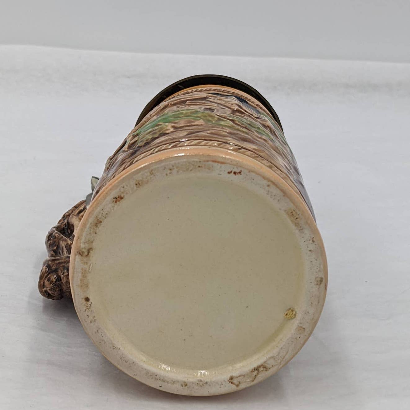 Vintage Beer Stein Raised Images Pub Drinking 7"