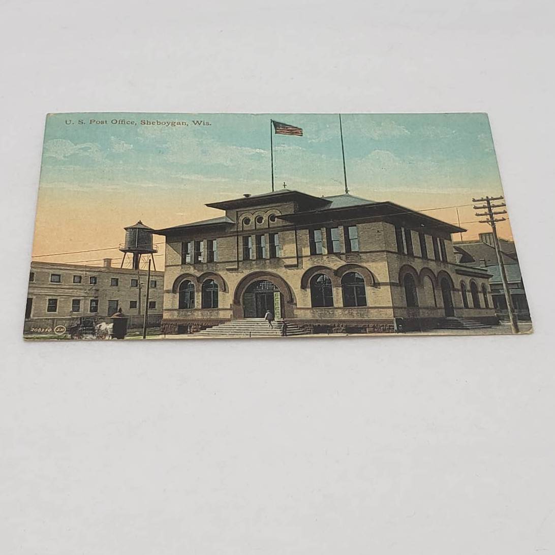 U.S. Post Office Sheboygan, Wisconsin 208350 Leighton Valentine Vintage Postcard