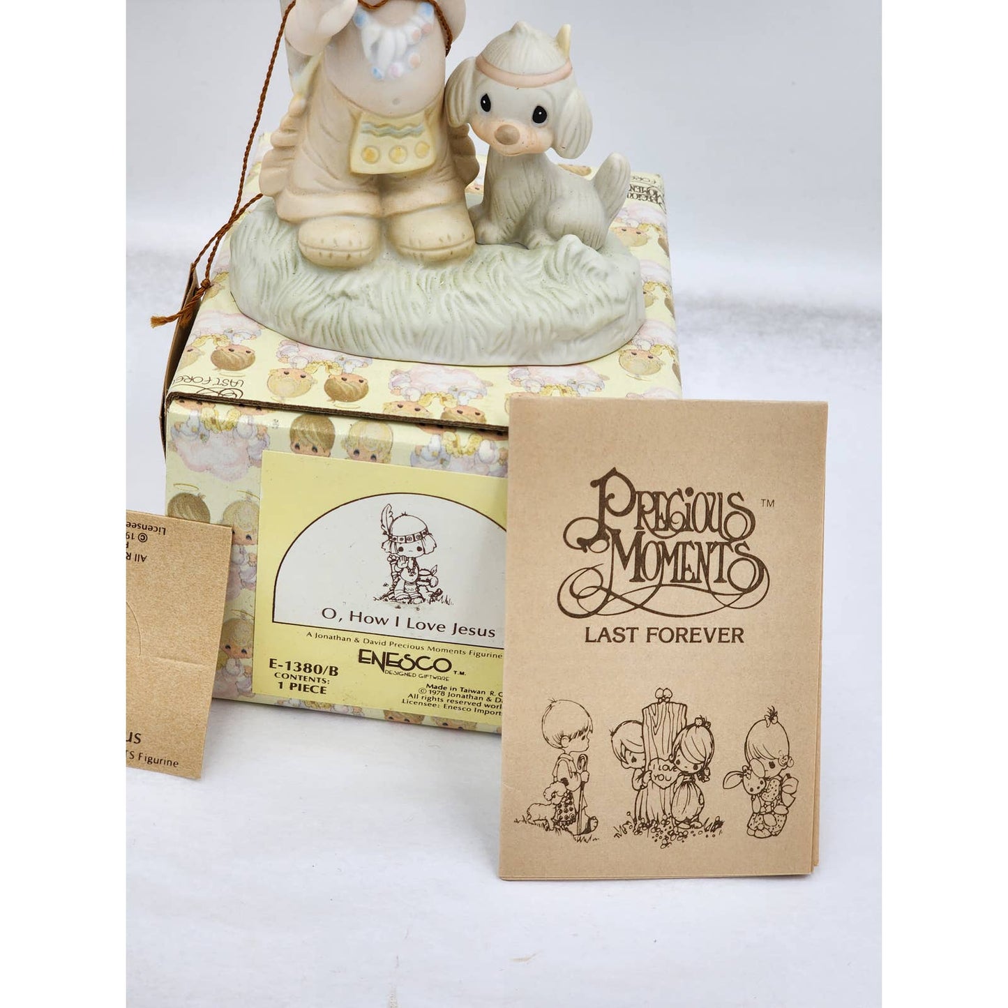 Precious Moments Figurine O How I Love Jesus E-1380/B 1978 Box Tags