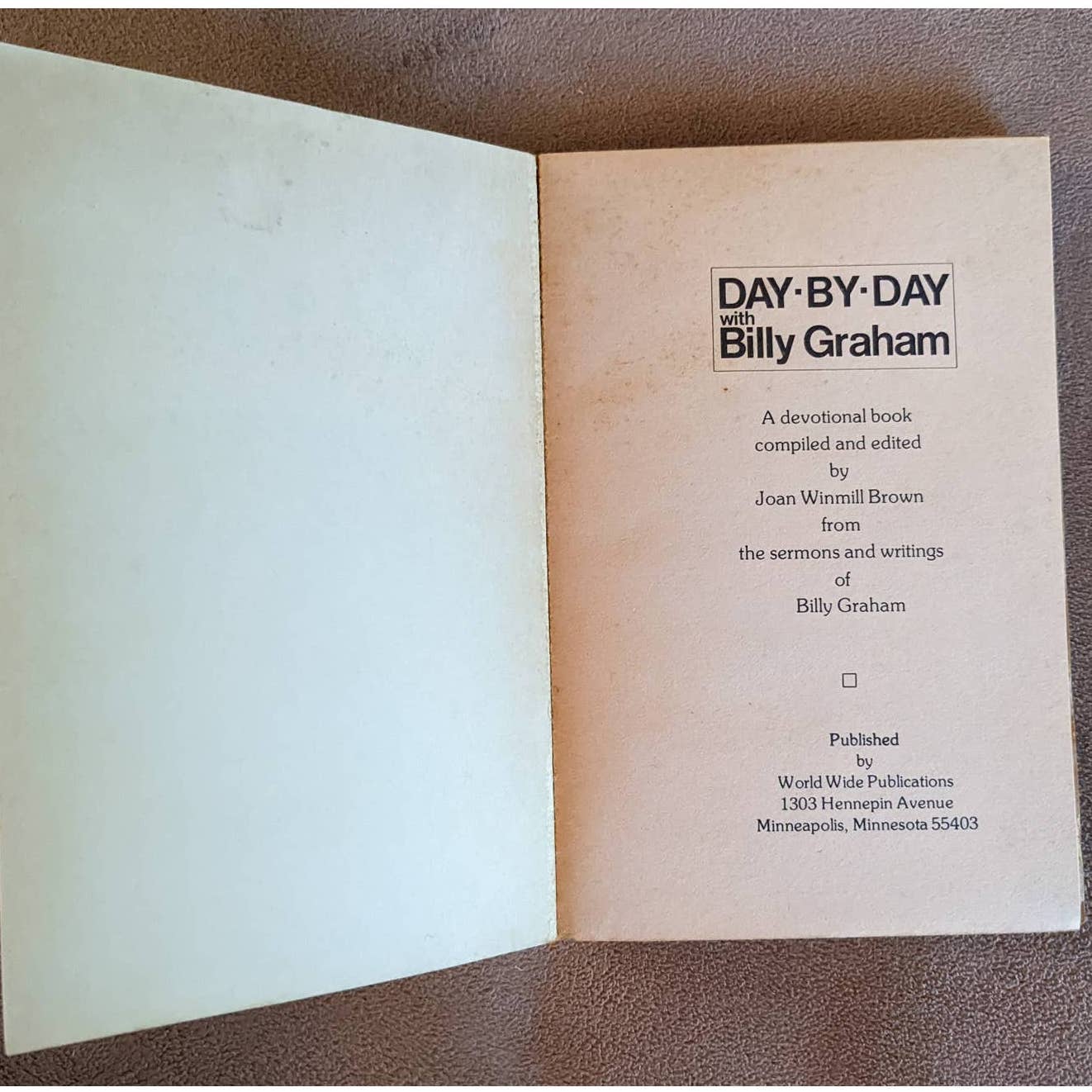 1976 Day By Day With Billy Graham 365 Daily Meditations Christian Devotional