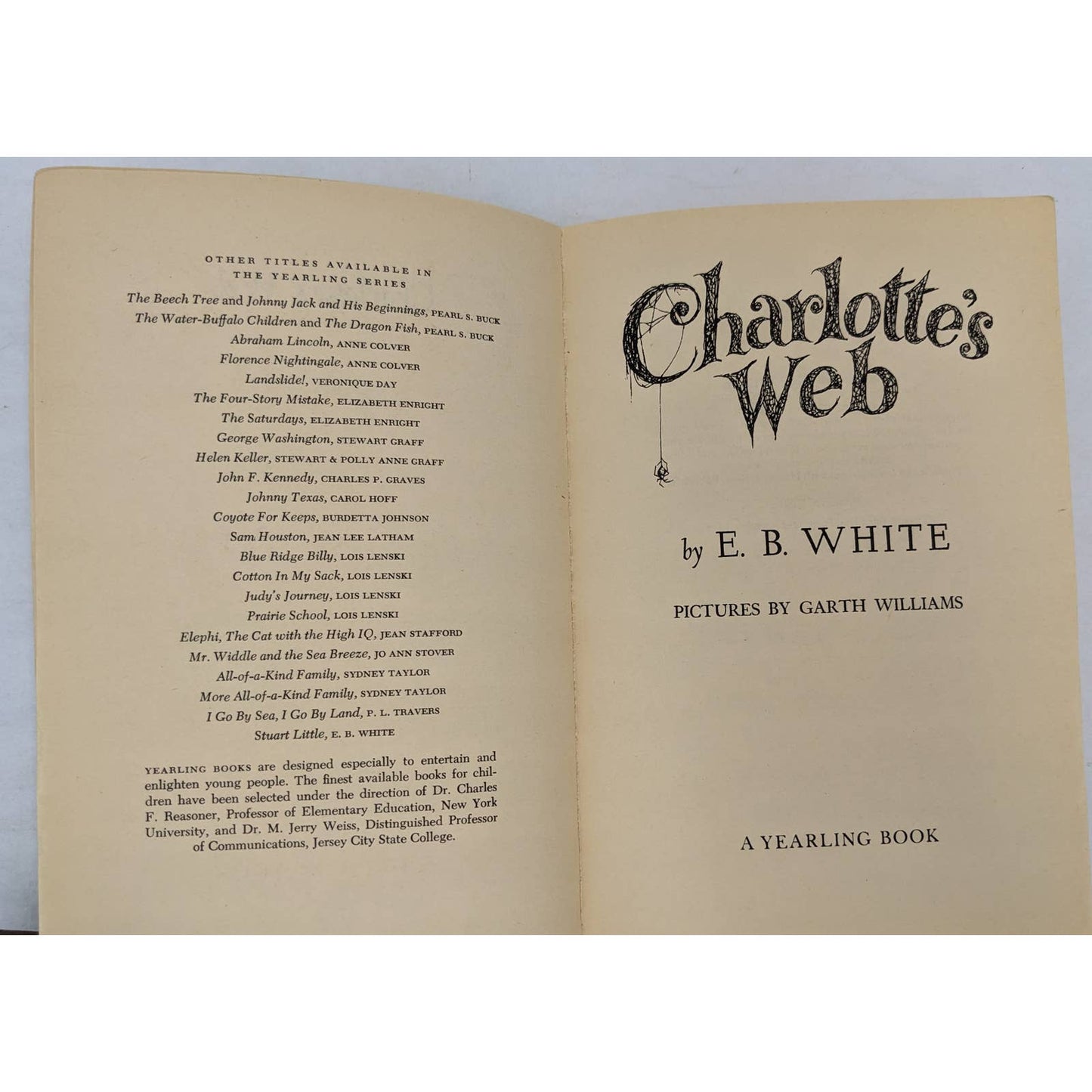Charlotte's Web By E. B. White Vintage Childrens Novel Paperback 1972