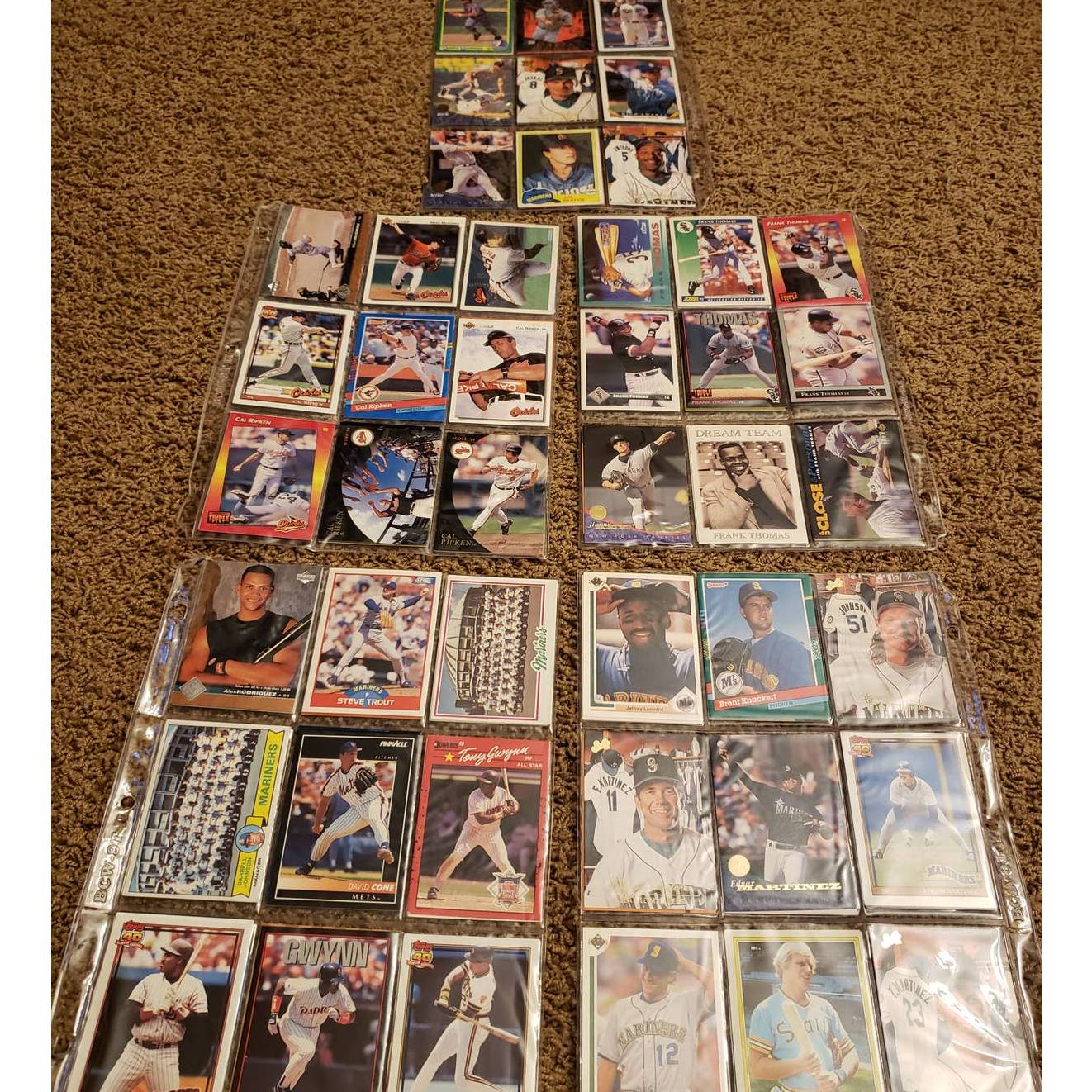 Large Lot of 1000+ Baseball Cards 90 are In Plastic Sleeve Pages 1970s-1990s
