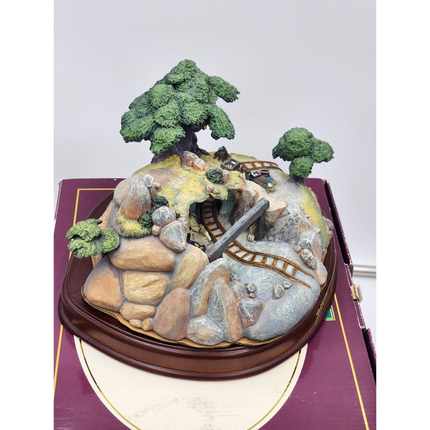 WDCC Disney Enchanted Places Snow White Seven Dwarfs Jewel Mine Vintage Box COA