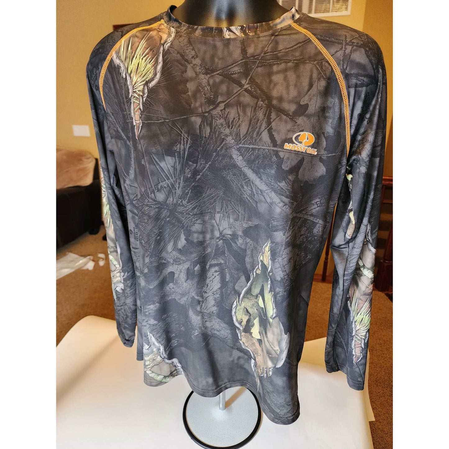Mossy Oak Shirt Long Sleeve Mens Small Camo Hunting Apparel Outdoor Clothing