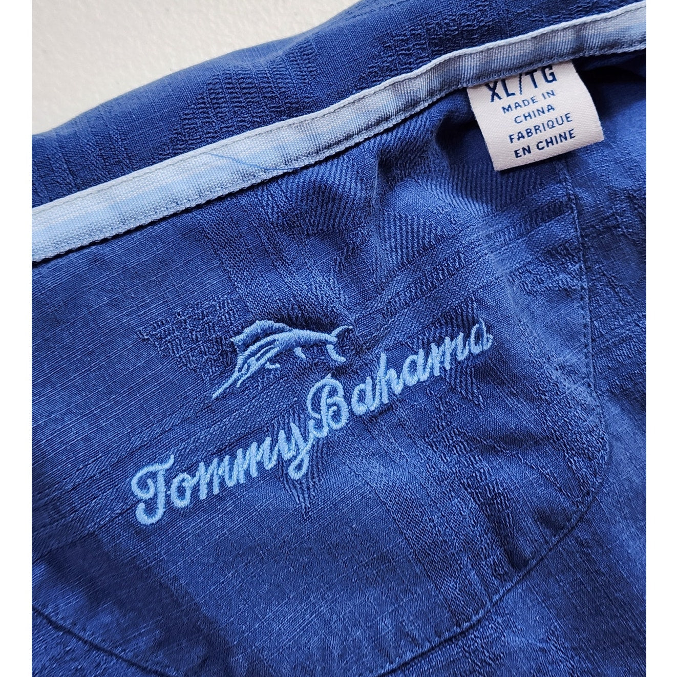 Tommy Bahama Silk Camp Shirt Large Palm Frond Aloha Top Island Vacation Hawaiian