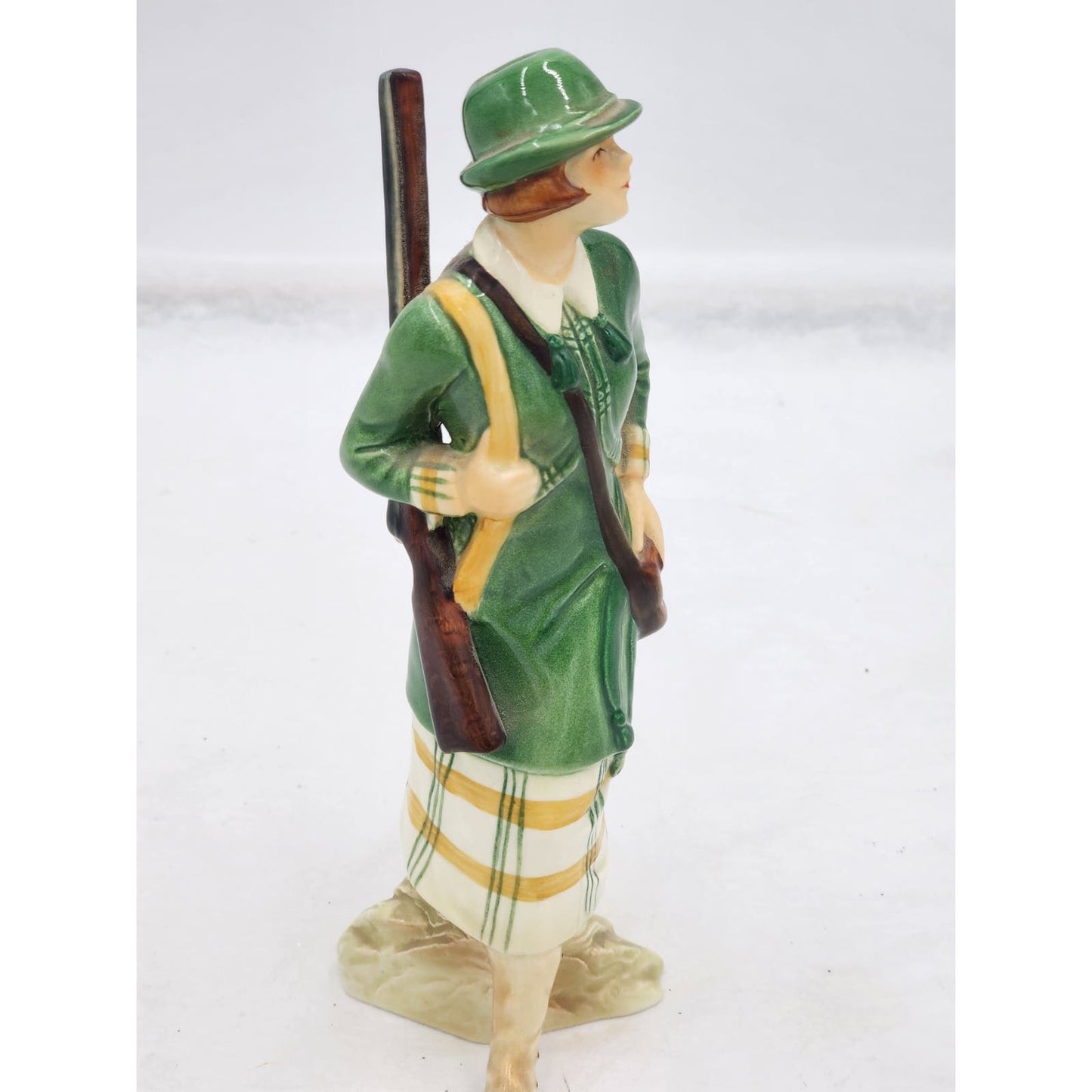 Goebel West Germany To The Hunt 1913 Female European Hunting Figurine 8"