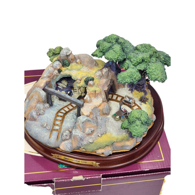 WDCC Disney Enchanted Places Snow White Seven Dwarfs Jewel Mine Vintage Box COA