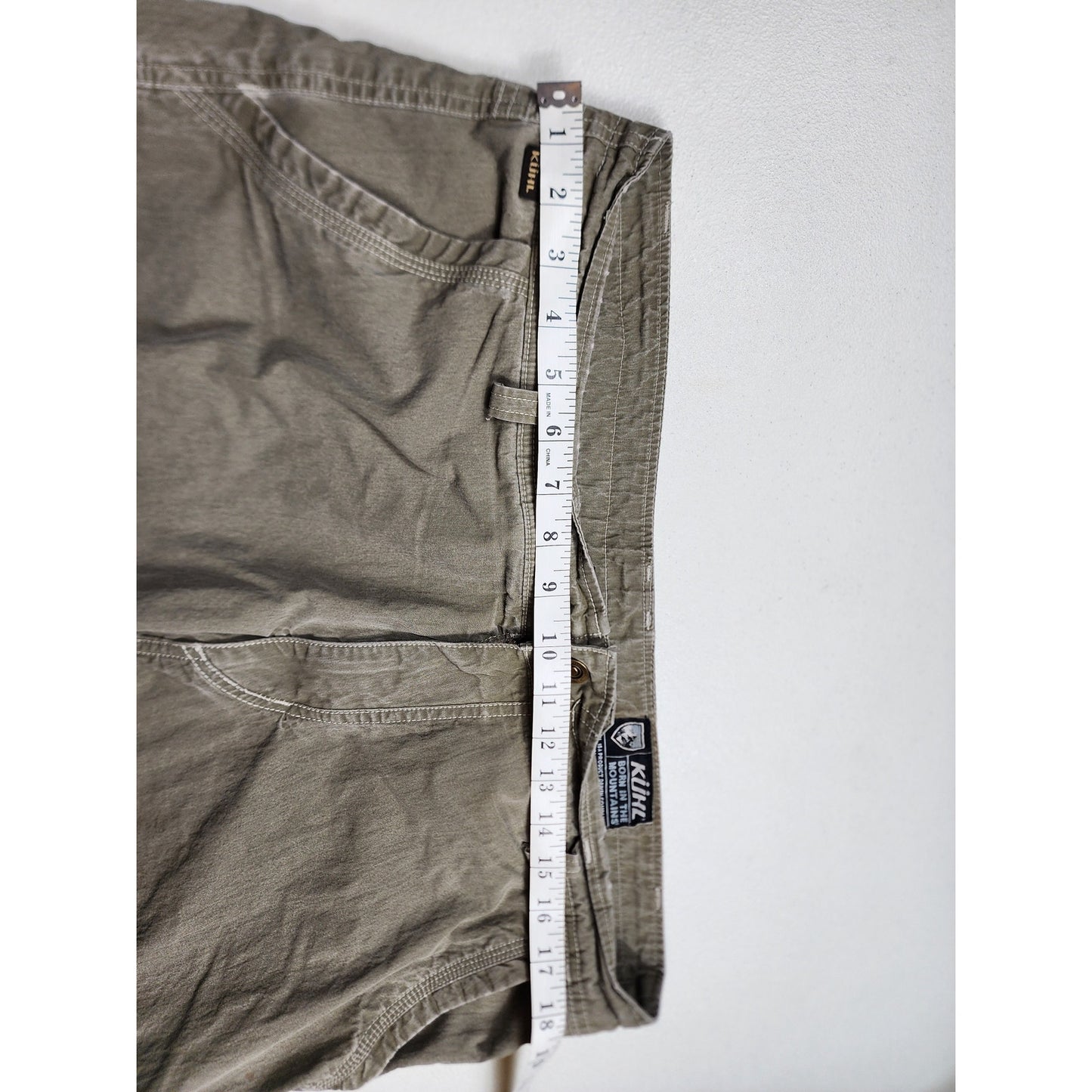 KUHL Shorts Mens 36 Mountain Cargo Rugged Hiking Tactical Utility Vintage Patina