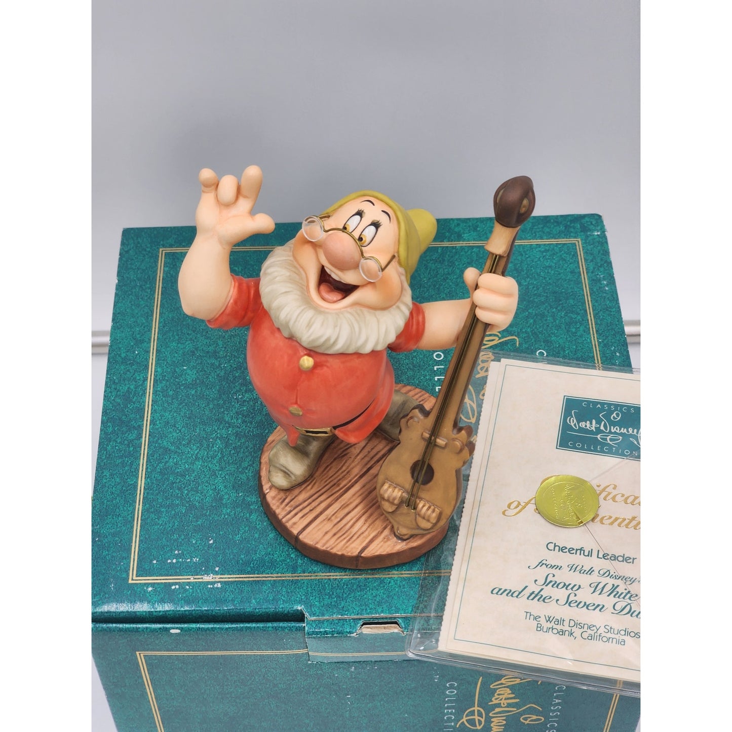 WDCC Doc Snow White Seven Dwarfs Cheerful Leader Disney Vintage Retired Box COA