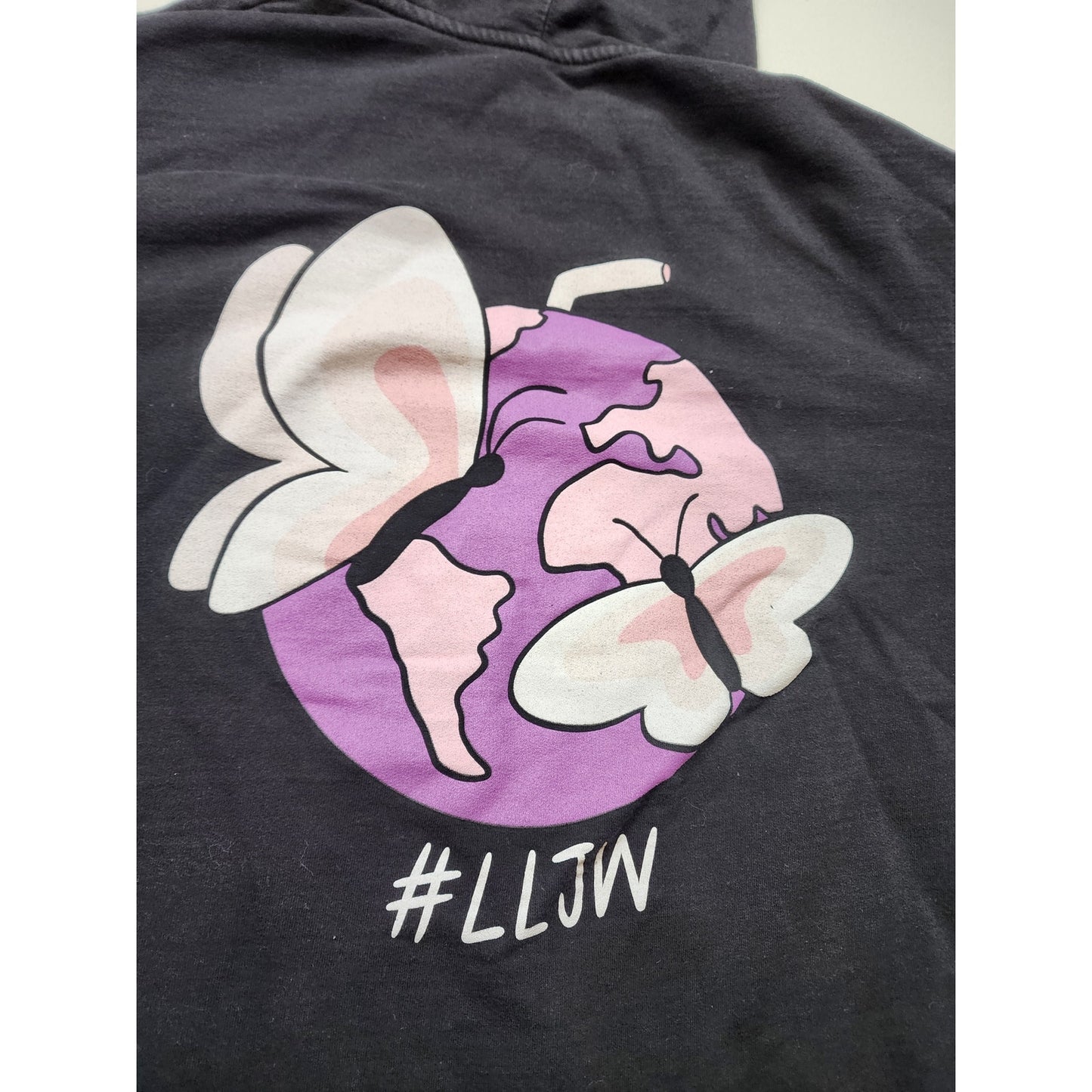 999 Long Live Juice WRLD Hoodie Mens Medium LLJW Graphic Sweatshirt Hip Hop Rap