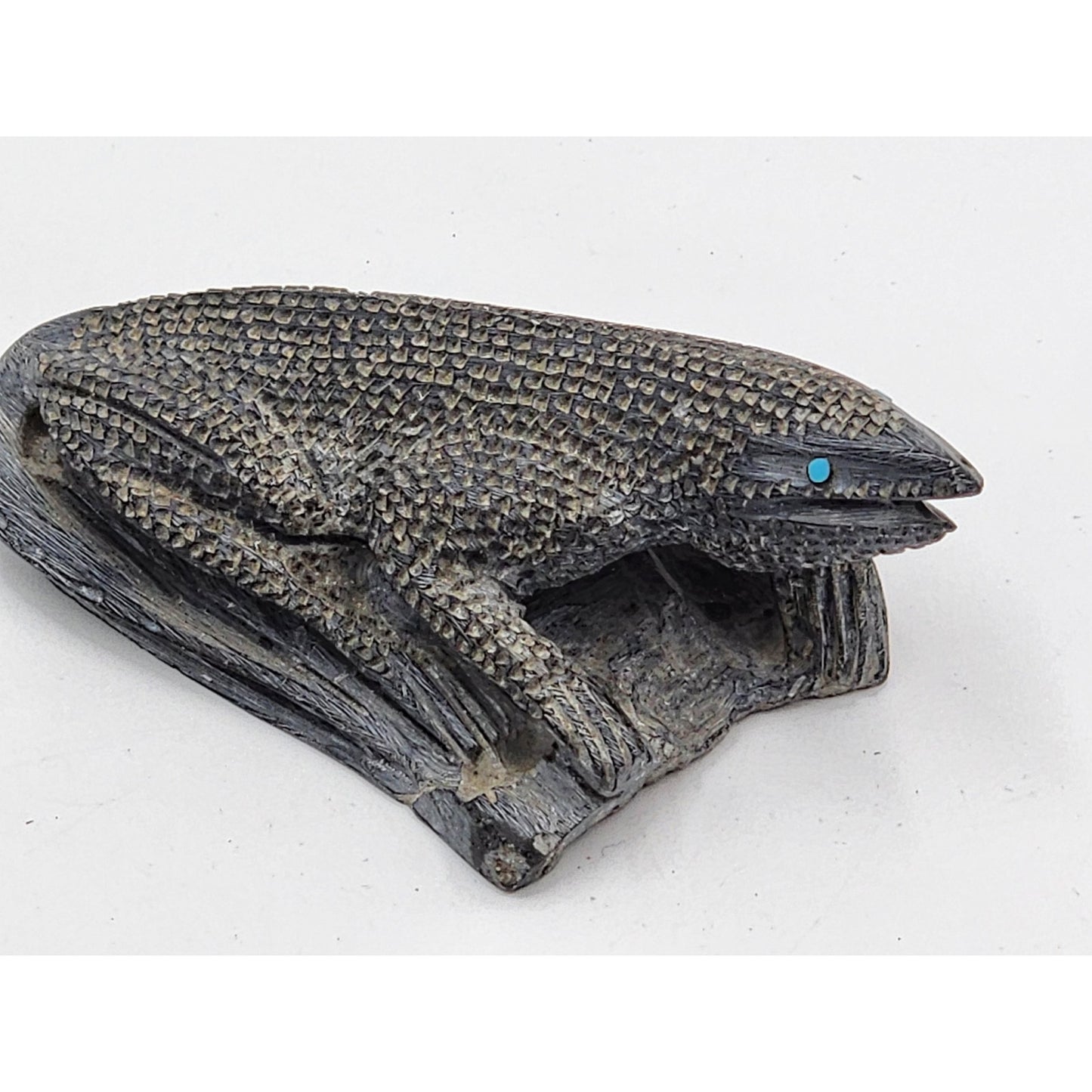 Native American Zuni Lizard Fetish Calvin Weeka Carved Stone Reptile Turquoise
