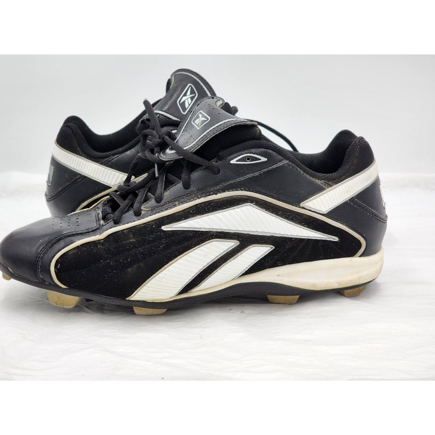 Reebok Shoes Mens Size 11 Baseball Cleats Black White Athletic Sports