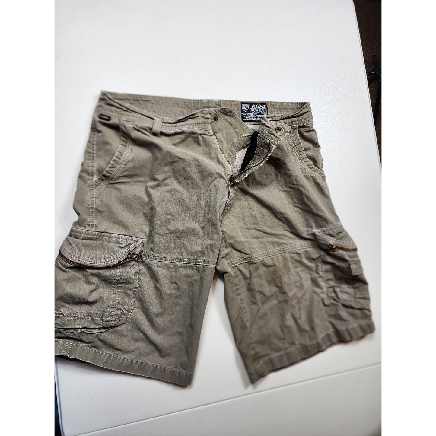 KUHL Shorts Mens 36 Mountain Cargo Rugged Hiking Tactical Utility Vintage Patina