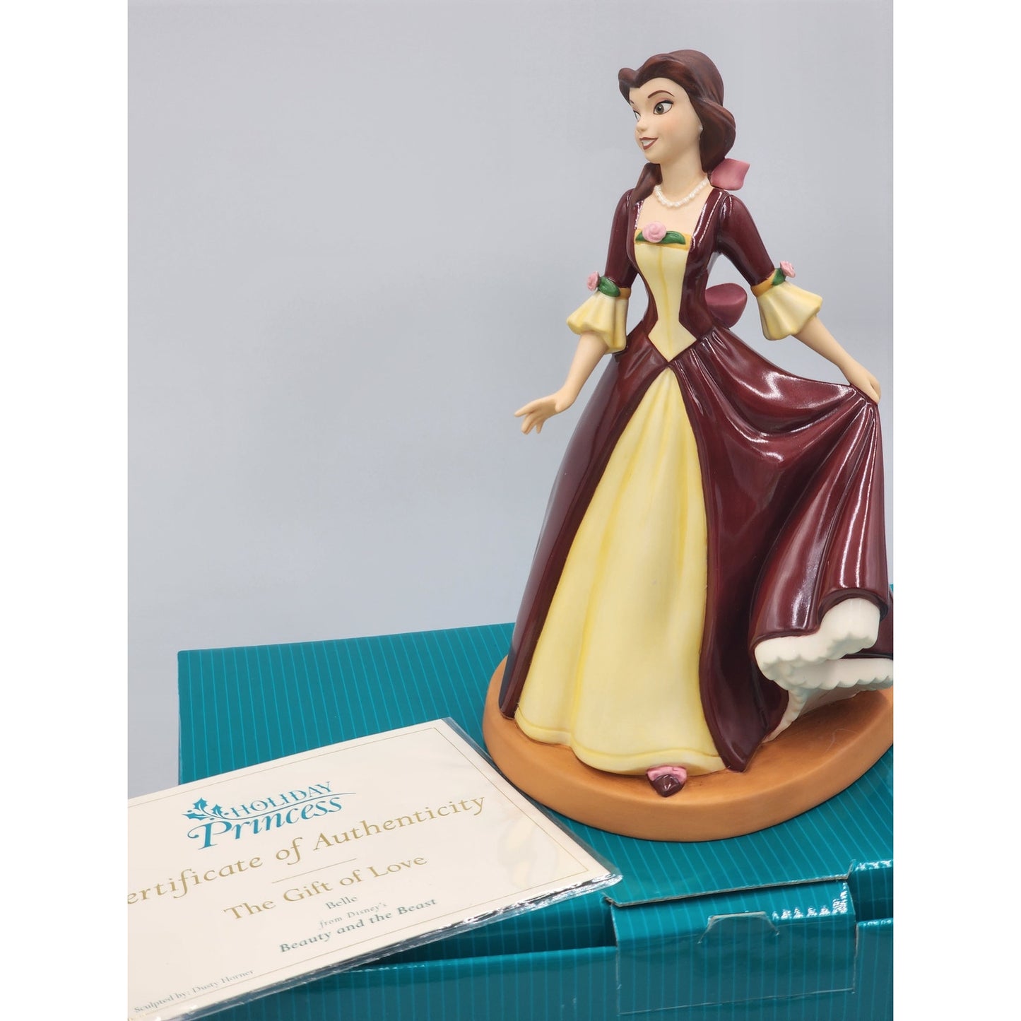 WDCC Belle Holiday Princess Gift of Love Beauty Beast Disney Retired COA Box