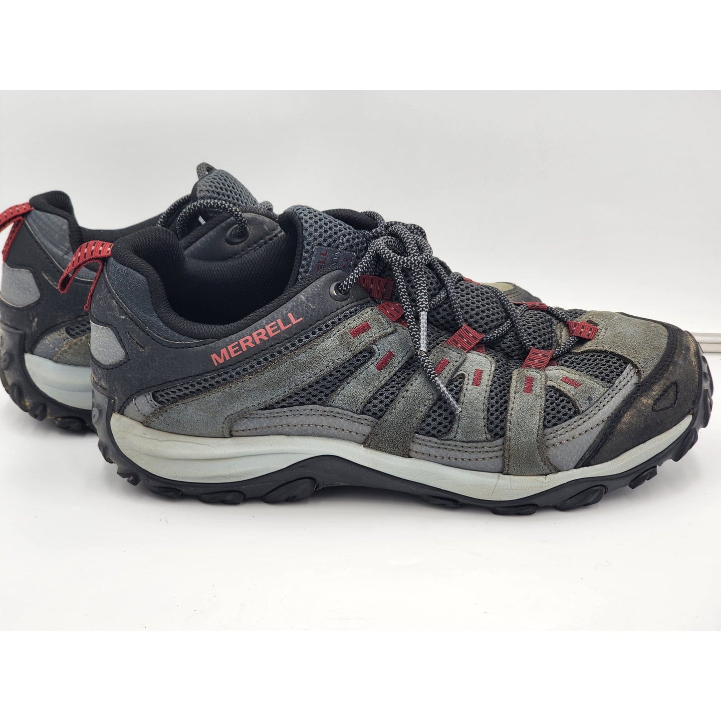 Merrell Shoes Mens 11.5 Moab Ventilator Hiking Shoes Low Trail Outdoor J037175